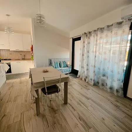 Semesterbostad Sofi House