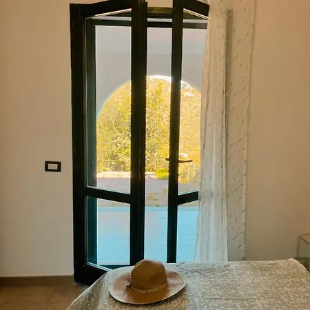 Semesterbostad Sofi House Domus De Maria