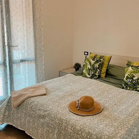 Sofi House * دوماس دي ماريا